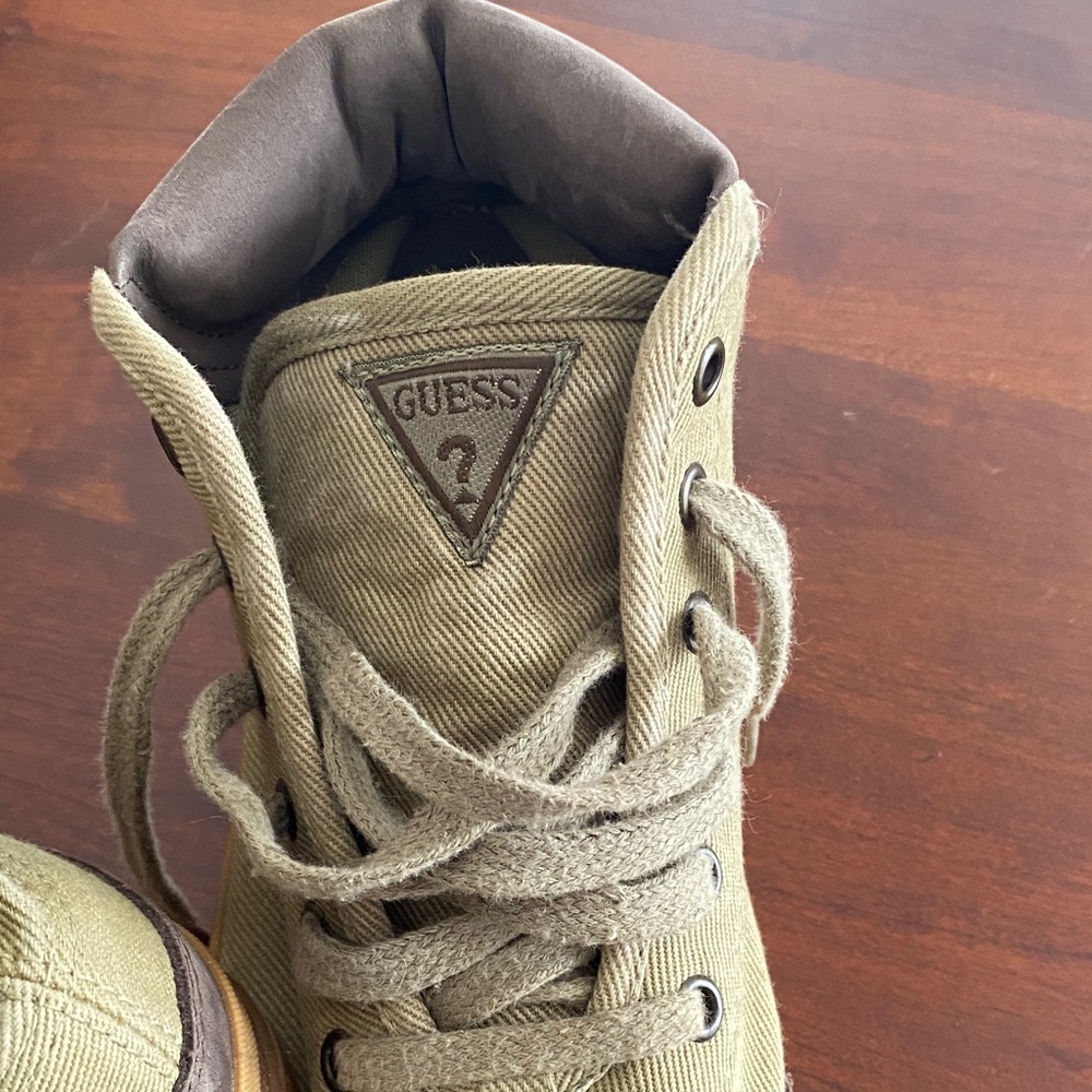 VINTAGE 2001 Guess Dakota II Utility Sneakers Moss Green W/ Box Y2K Rare - 7.5 - Picture 3 of 9